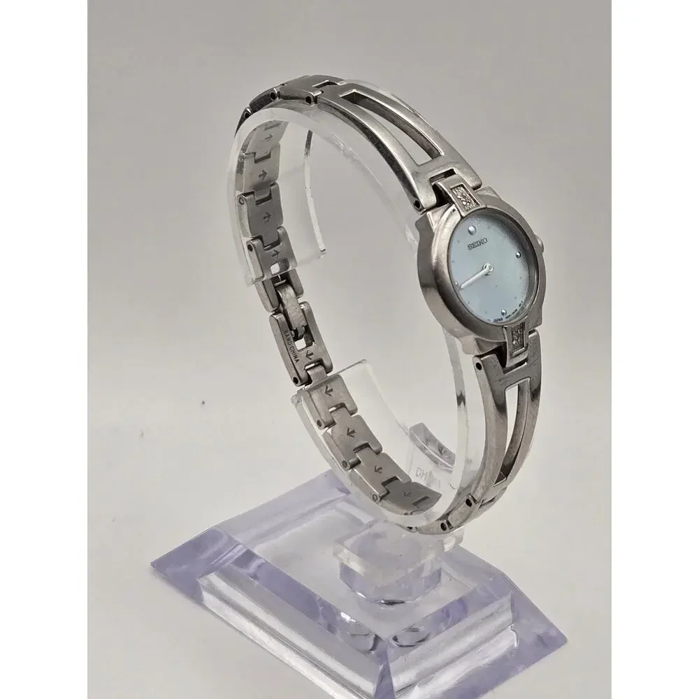 Seiko Quartz Watch Mother of Pearl Diamond Stainless Steel Aesthetic